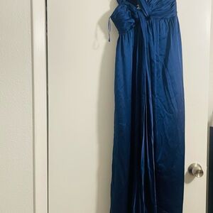 Moschino Chic one shoulder Blue 100% Silk Evening gown